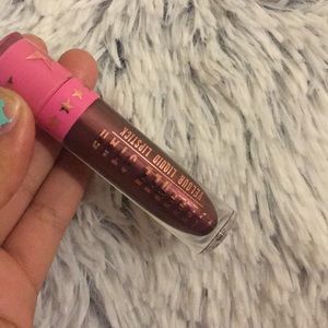 Jeffree Star metallic liquid lipstick
